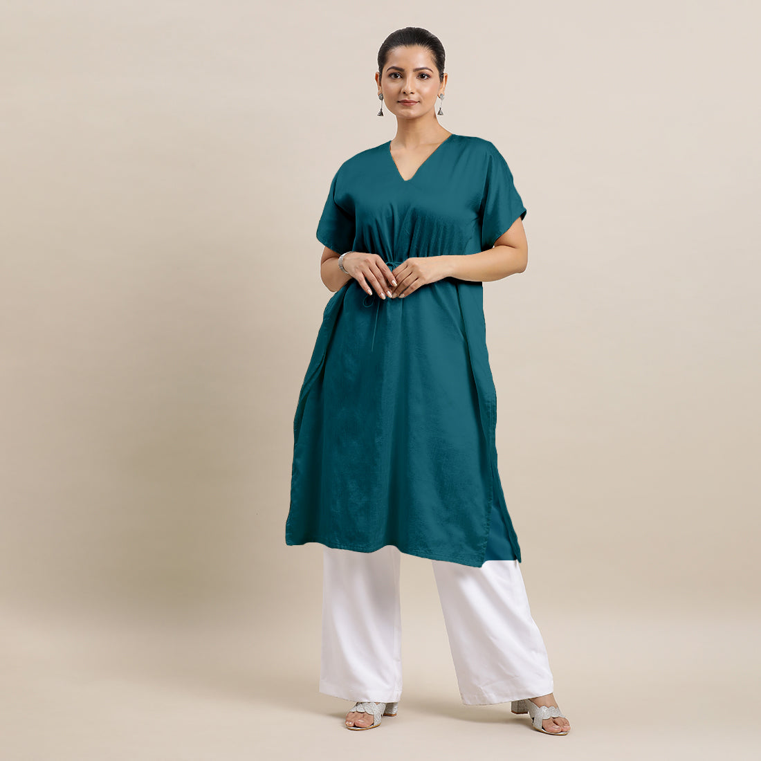 Siya x Rozaana Kurta, in Green Viscose, featuring elbow sleeves and v-neckline, made for daily & work (view 7).