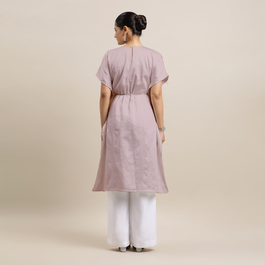 Siya x Rozaana Kurta, in Purple Viscose, featuring elbow sleeves and v-neckline, made for daily & work (view 2).