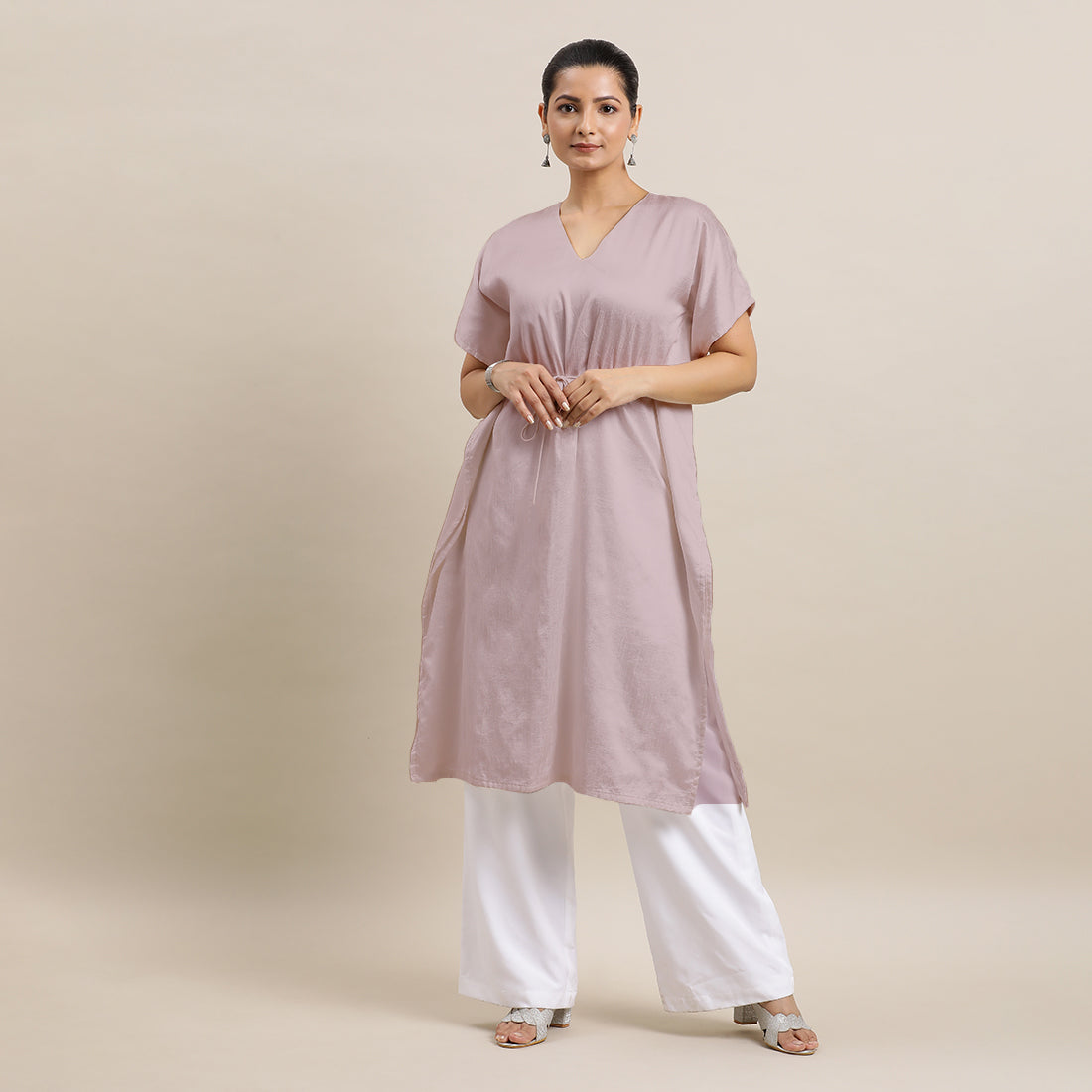 Siya x Rozaana Kurta, in Purple Viscose, featuring elbow sleeves and v-neckline, made for daily & work (view 8).