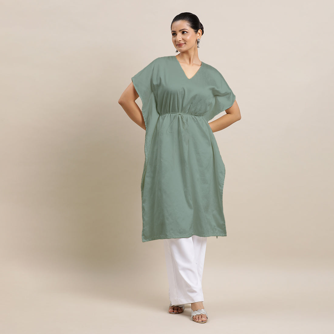 Siya x Rozaana Kurta, in Green Viscose, featuring elbow sleeves and v-neckline, made for daily & work (view 4).