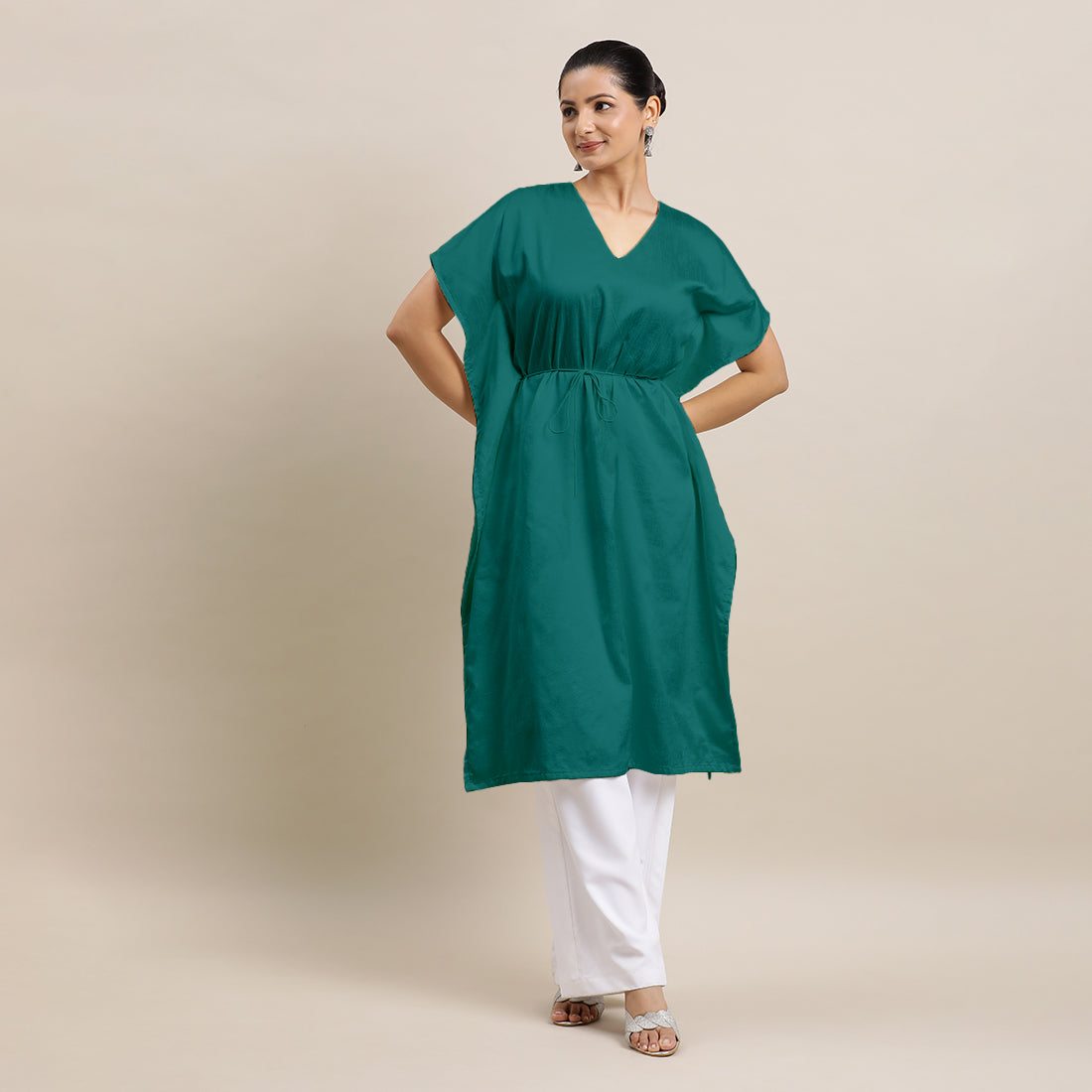 Siya x Rozaana Kurta, in Green Viscose, featuring elbow sleeves and v-neckline, made for daily & work (view 4).