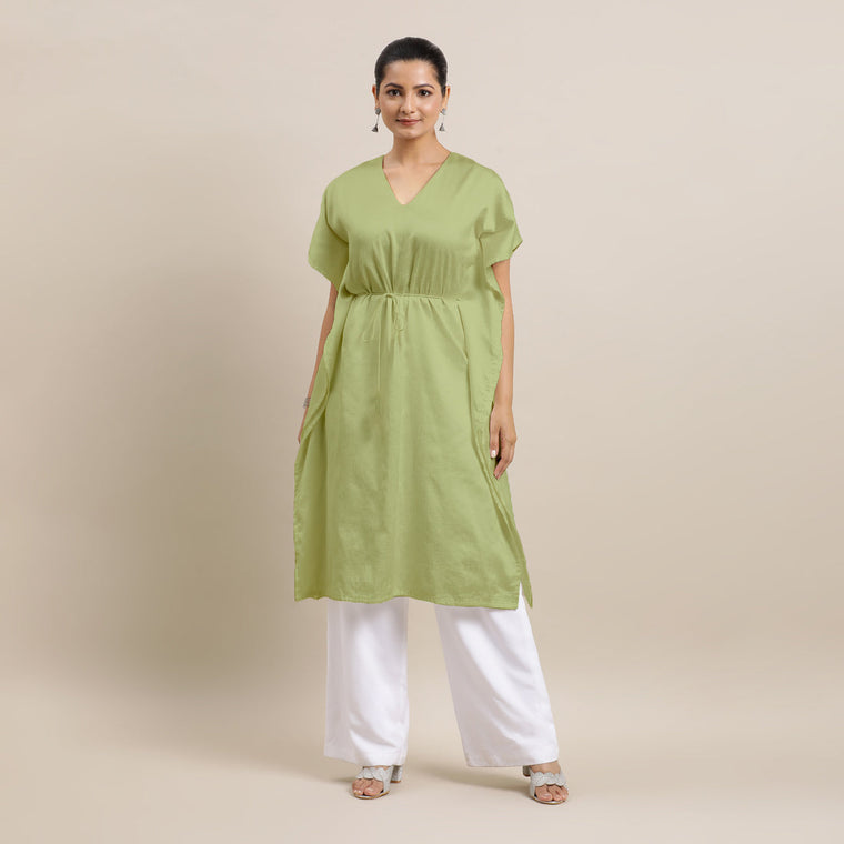 Siya x Rozaana Kurta, in Green Viscose, featuring elbow sleeves and v-neckline, made for daily & work (view 3).