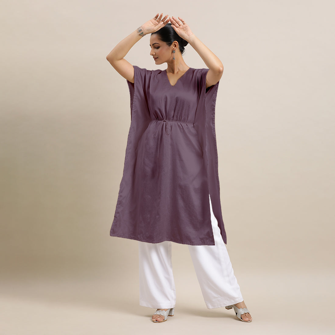 Siya x Rozaana Kurta, in Purple Viscose, featuring elbow sleeves and v-neckline, made for daily & work (view 8).