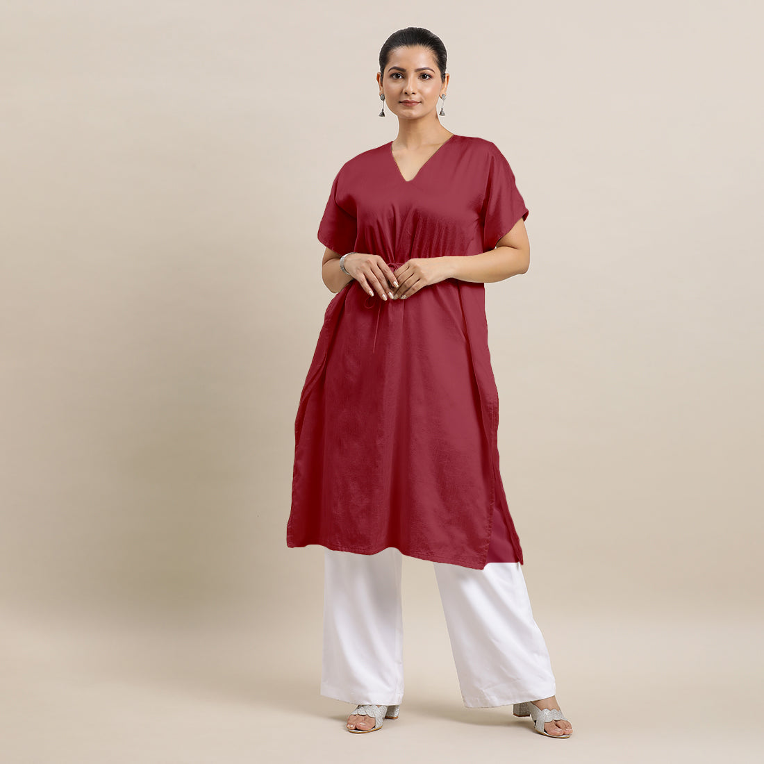 Siya x Rozaana Kurta, in Red Viscose, featuring elbow sleeves and v-neckline, made for daily & work (view 8).
