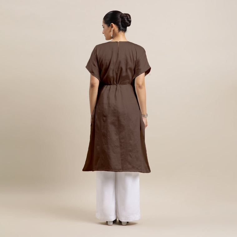 Siya x Rozaana Kurta, in Brown Viscose, featuring elbow sleeves and v-neckline, made for daily & work (view 2).