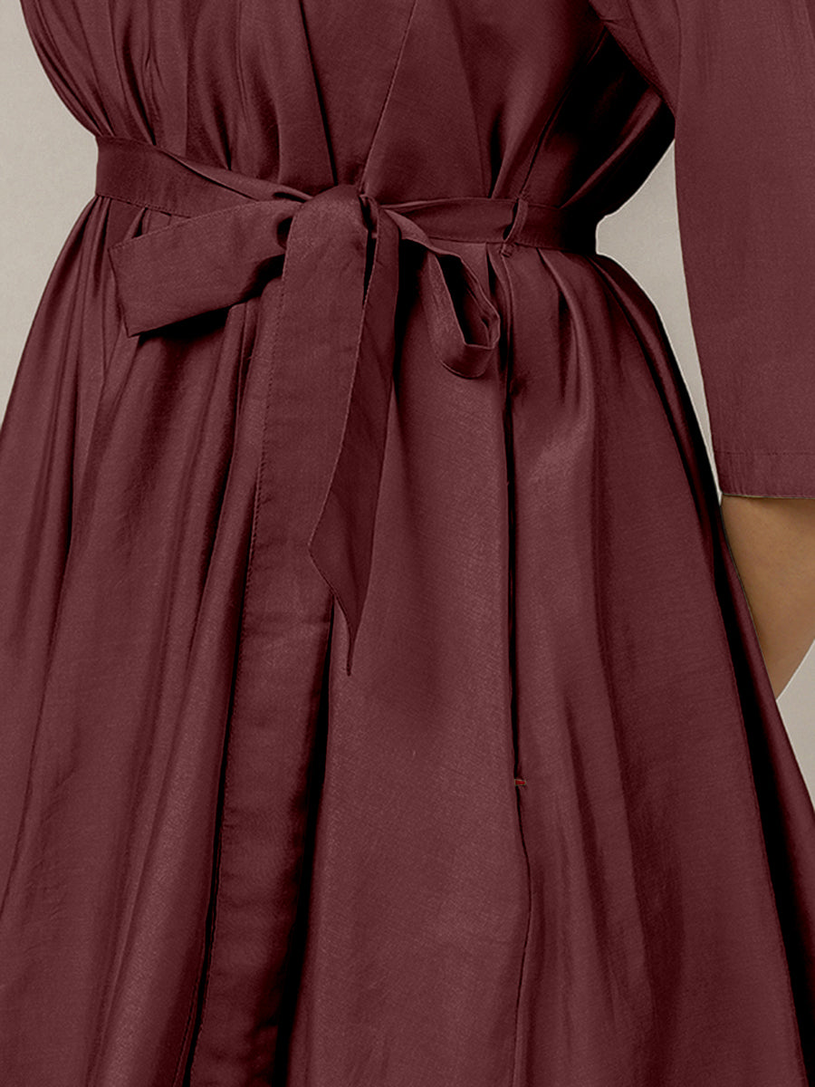 Tuhi x Rozaana Kurta, in Maroon Viscose, featuring three quarter sleeves and v-neckline, made for daily & work (view 4).