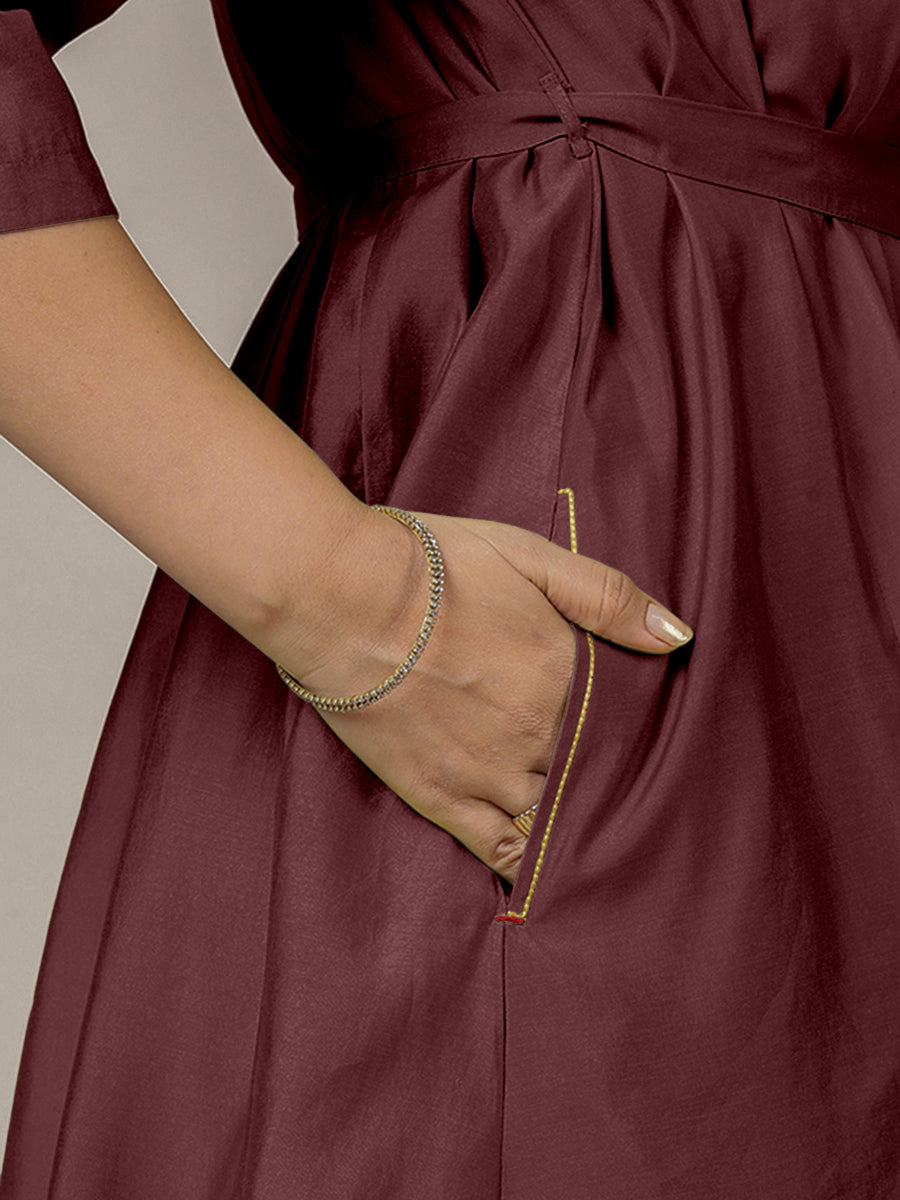 Tuhi x Rozaana Kurta, in Maroon Viscose, featuring three quarter sleeves and v-neckline, made for daily & work (view 5).