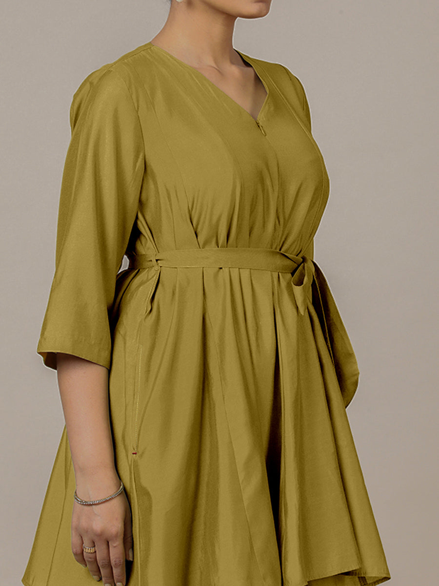 Tuhi x Rozaana Kurta, in Yellow Viscose, featuring three quarter sleeves and v-neckline, made for daily & work (view 3).