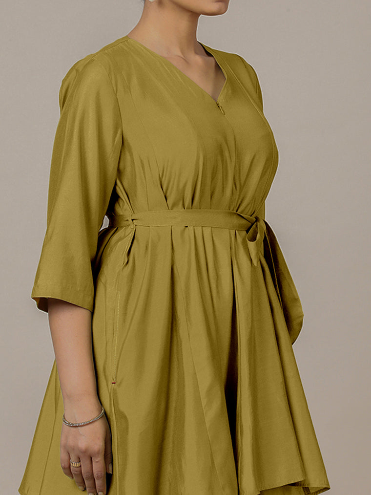 Tuhi x Rozaana Kurta, in Yellow Viscose, featuring three quarter sleeves and v-neckline, made for daily & work (view 3).