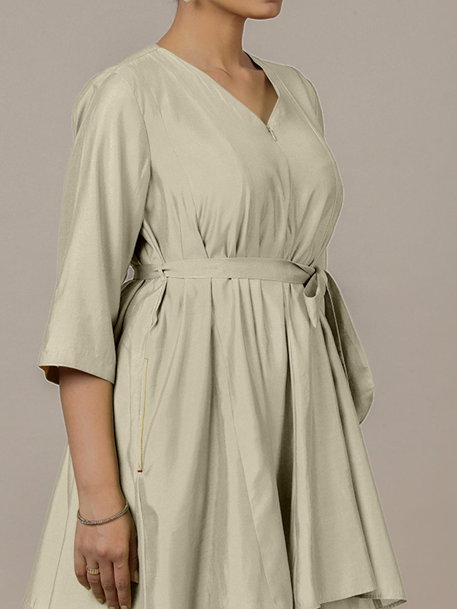 Tuhi x Rozaana Kurta, in Cream Viscose, featuring three quarter sleeves and v-neckline, made for daily & work (view 3).
