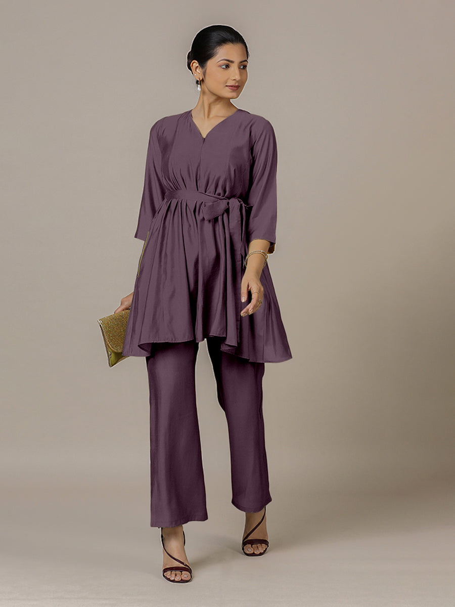 Tuhi x Rozaana Kurta, in Purple Viscose, featuring three quarter sleeves and v-neckline, made for daily & work (view 7).