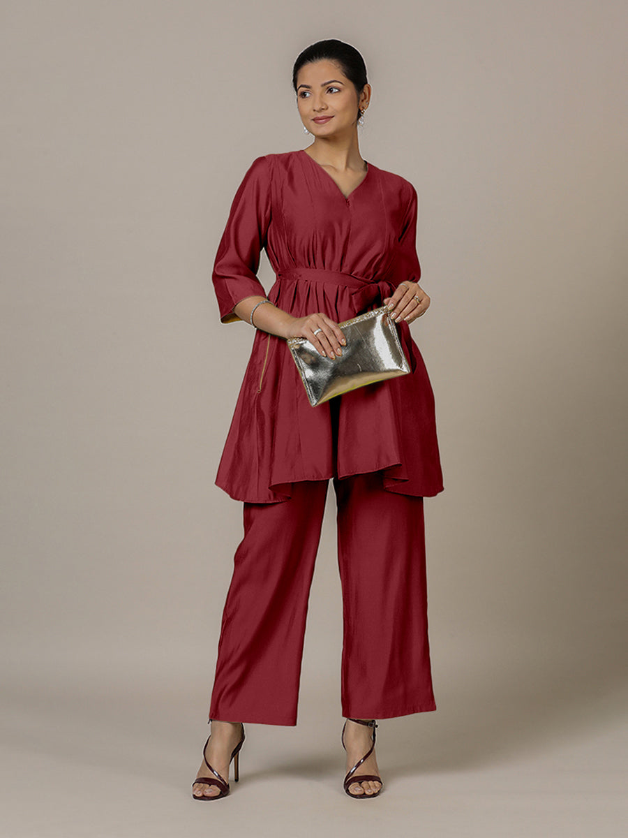Tuhi x Rozaana Kurta, in Red Viscose, featuring three quarter sleeves and v-neckline, made for daily & work (view 6).