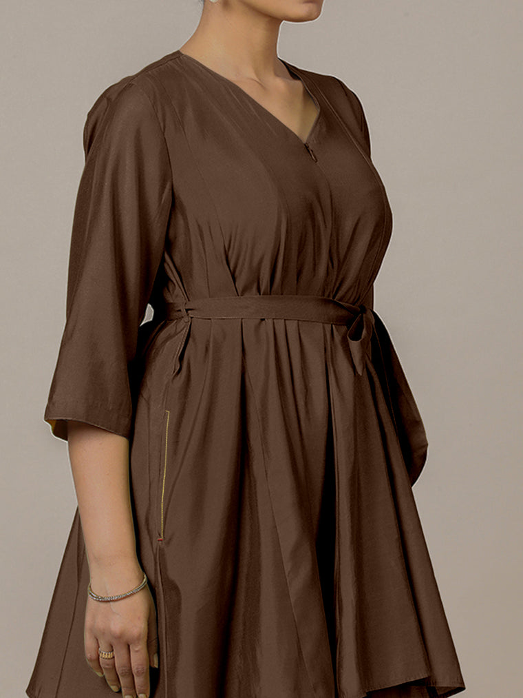 Tuhi x Rozaana Kurta, in Brown Viscose, featuring three quarter sleeves and v-neckline, made for daily & work (view 3).