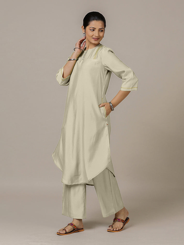 Urvi x Rozaana Kurta, in Cream Viscose, featuring three quarter sleeves and round neckline, made for daily & work.