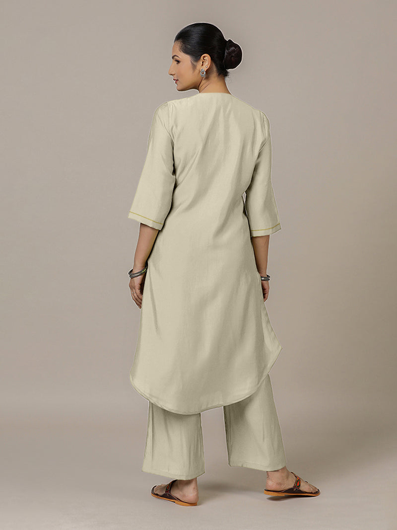 Urvi x Rozaana | A Line Kurta in Ivory with Thread Work | Coords or Only Kurta-Binks
