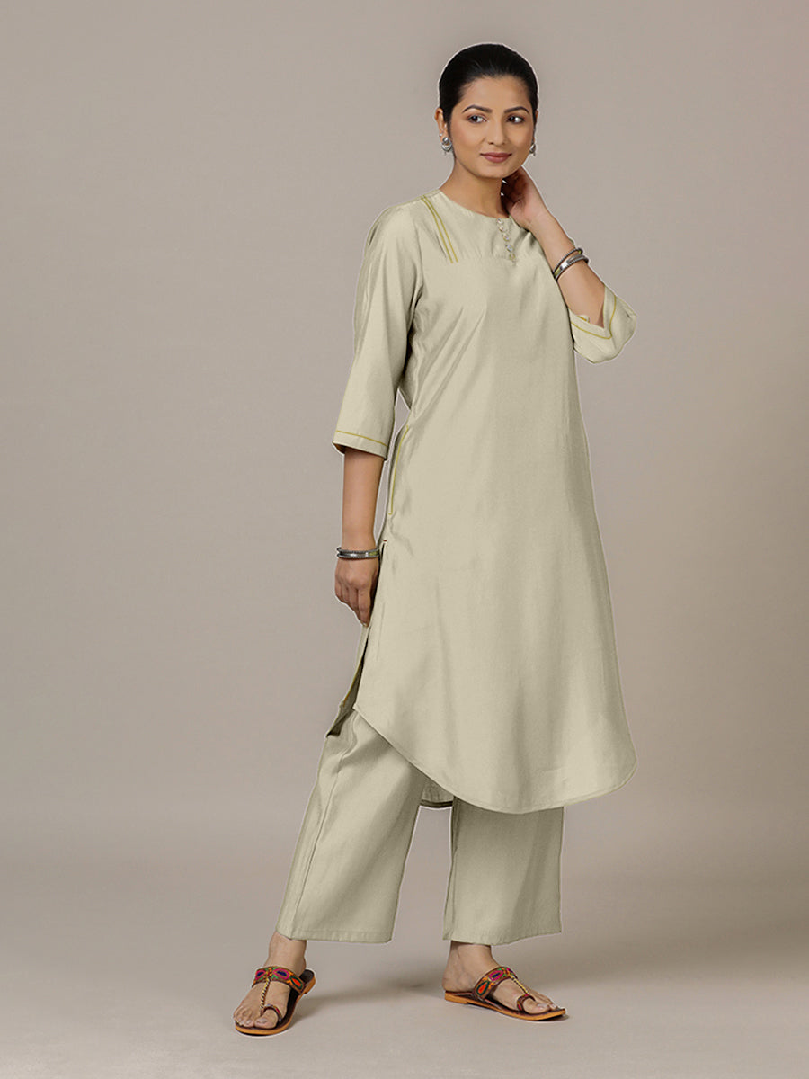 Urvi x Rozaana Kurta, in Cream Viscose, featuring three quarter sleeves and round neckline, made for daily & work (view 7).