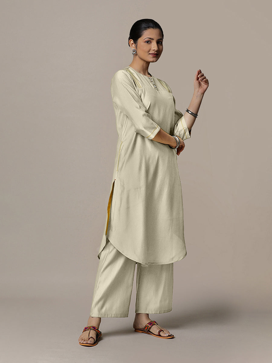 Urvi x Rozaana Kurta, in Cream Viscose, featuring three quarter sleeves and round neckline, made for daily & work (view 8).