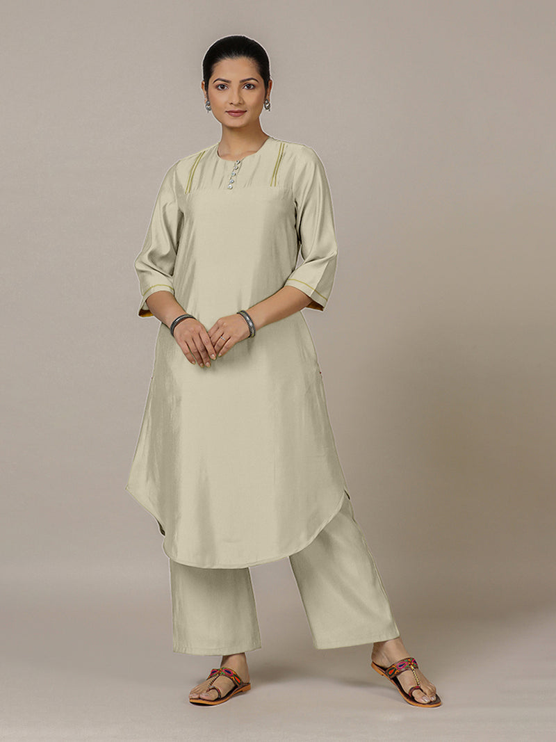 Urvi x Rozaana | A Line Kurta in Ivory with Thread Work | Coords or Only Kurta-Binks