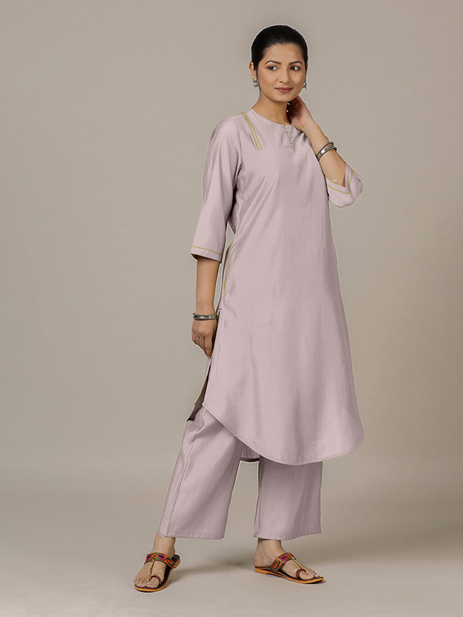 Urvi x Rozaana Kurta, in Purple Viscose, featuring three quarter sleeves and round neckline, made for daily & work (view 7).