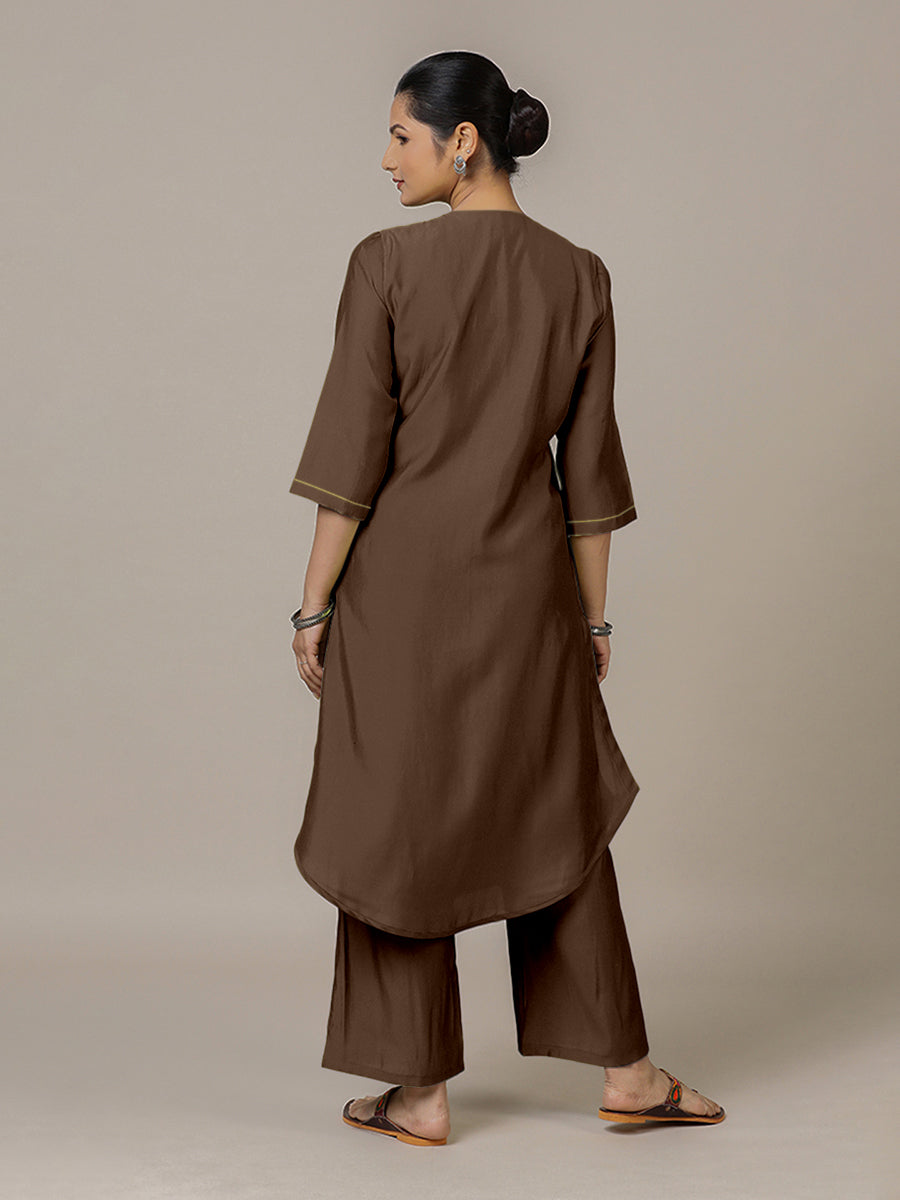 Urvi x Rozaana Kurta, in Brown Viscose, featuring three quarter sleeves and round neckline, made for daily & work (view 2).