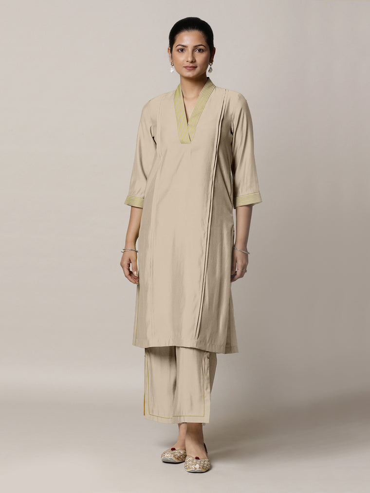 Vanya x Rozaana Kurta, in Grey Viscose, featuring three quarter sleeves and band collar neckline, made for daily & work.