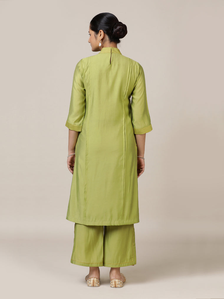 Vanya x Rozaana Kurta, in Green Viscose, featuring three quarter sleeves and overlap v-neckline, made for daily & work (view 2).
