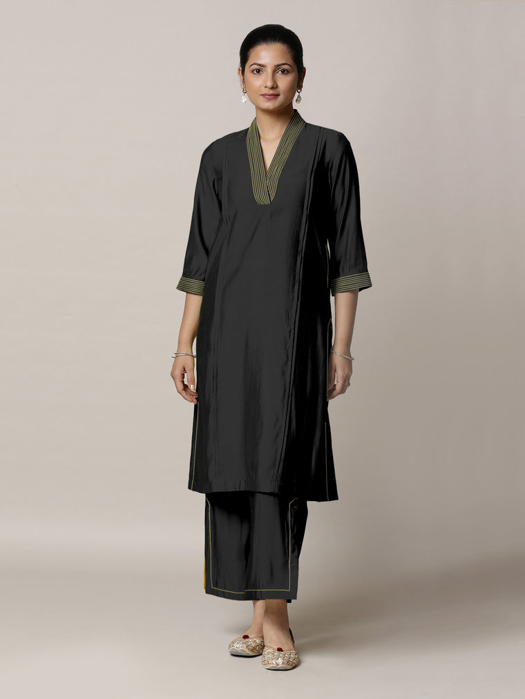 Vanya x Rozaana Kurta, in Black Viscose, featuring three quarter sleeves and band collar neckline, made for daily & work.