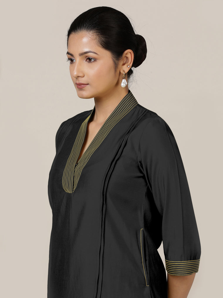Vanya x Rozaana Kurta, in Black Viscose, featuring three quarter sleeves and band collar neckline, made for daily & work.