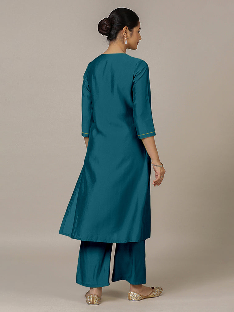Zoya x Rozaana Kurta, in Blue Viscose, featuring three quarter sleeves and keyhole neckline, made for daily & work (view 2).