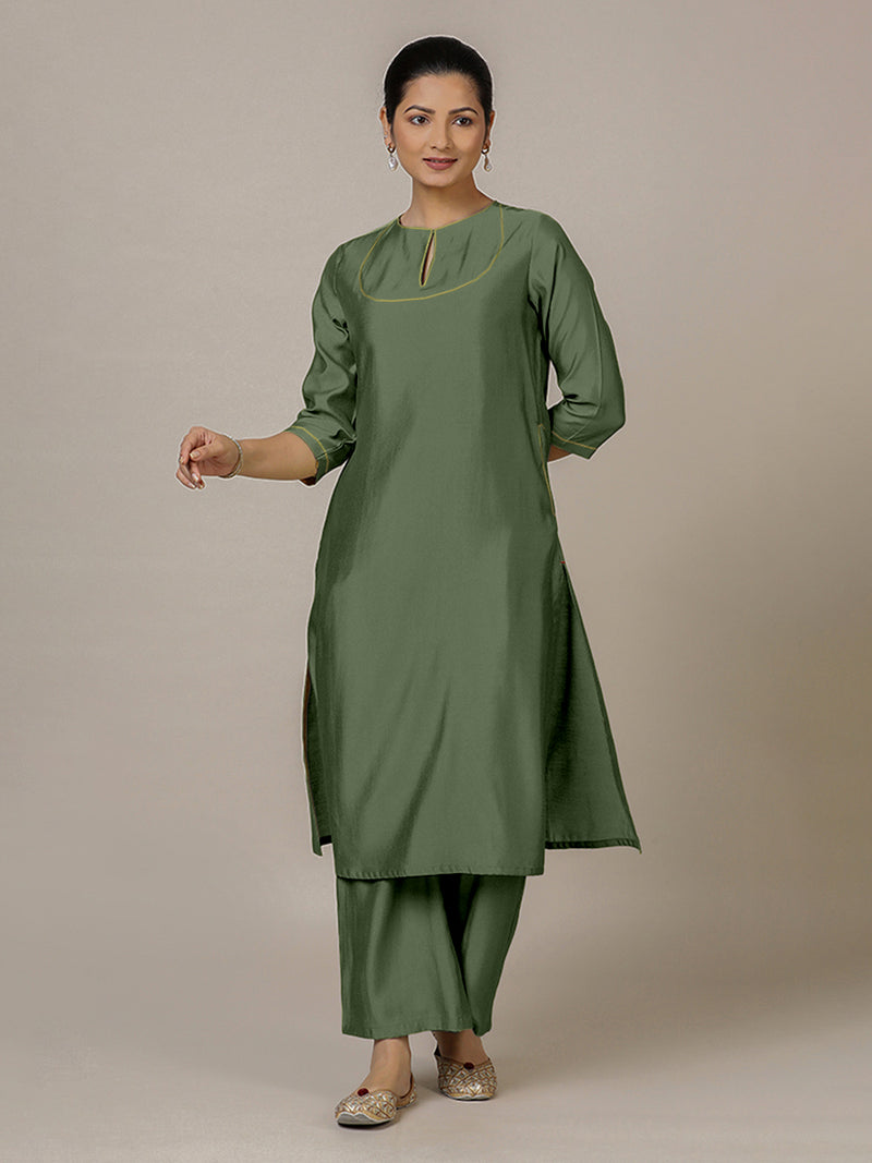 Zoya x Rozaana | A Line Kurta in Hunter Green with Thread Work | Coords or Only Kurta-Binks