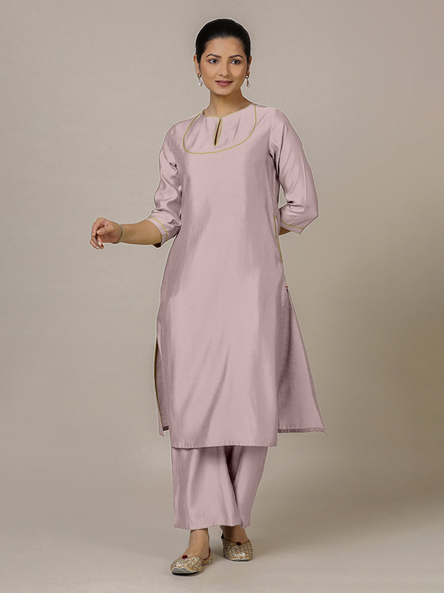 Zoya x Rozaana Kurta, in Purple Viscose, featuring three quarter sleeves and keyhole neckline, made for daily & work (view 6).