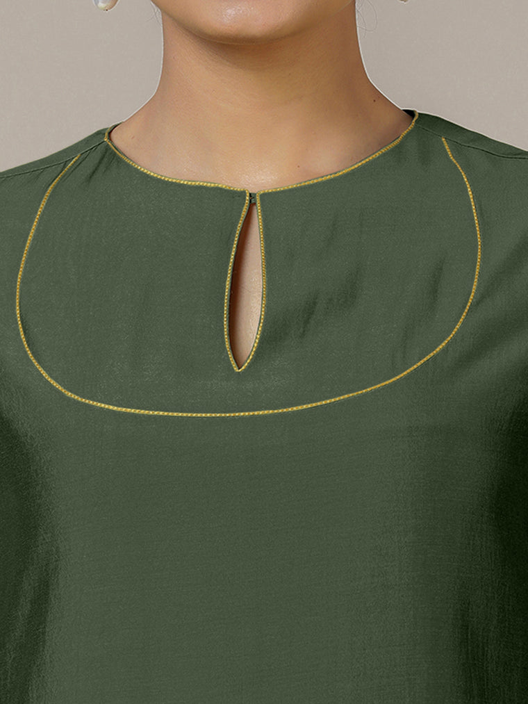 Zoya x Rozaana Kurta, in Green Viscose, featuring three quarter sleeves and keyhole neckline, made for daily & work (view 3).