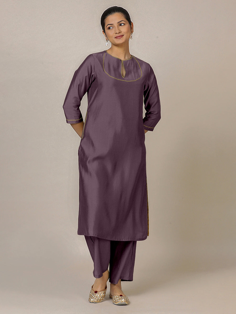 Zoya x Rozaana Kurta, in Purple Viscose, featuring three quarter sleeves and keyhole neckline, made for daily & work (view 5).
