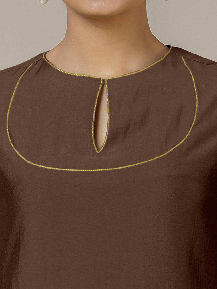 Zoya x Rozaana Kurta, in Brown Viscose, featuring three quarter sleeves and keyhole neckline, made for daily & work (view 3).