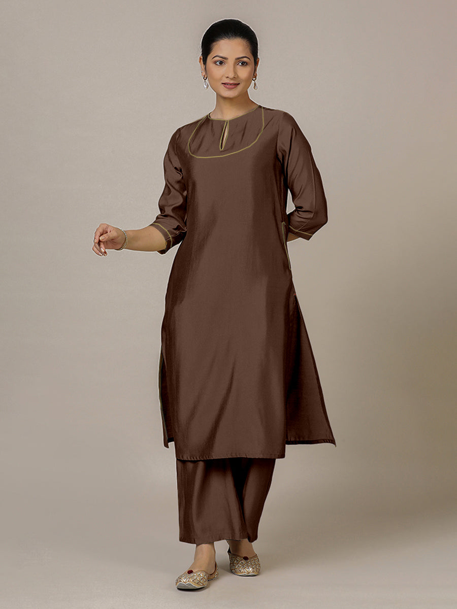 Zoya x Rozaana Kurta, in Brown Viscose, featuring three quarter sleeves and keyhole neckline, made for daily & work (view 6).