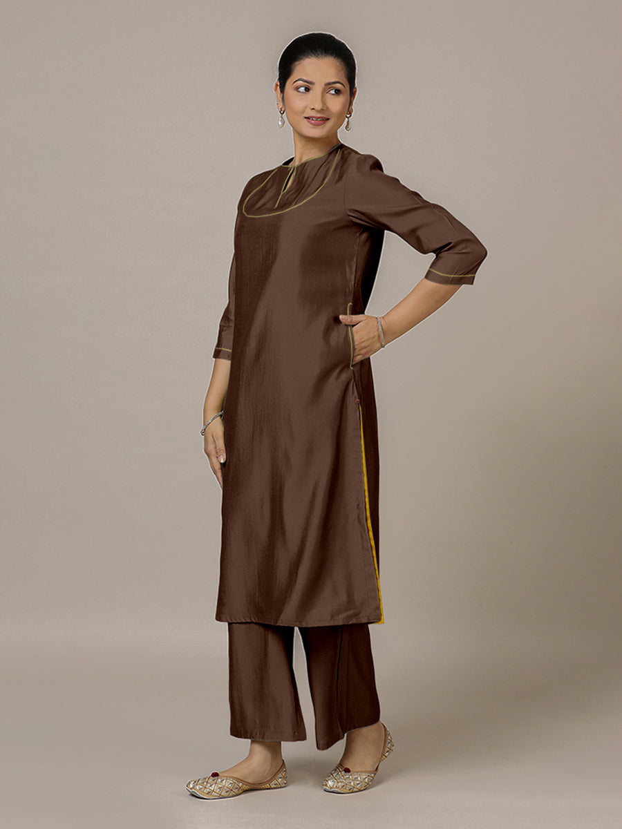 Zoya x Rozaana Kurta, in Brown Viscose, featuring three quarter sleeves and keyhole neckline, made for daily & work (view 7).