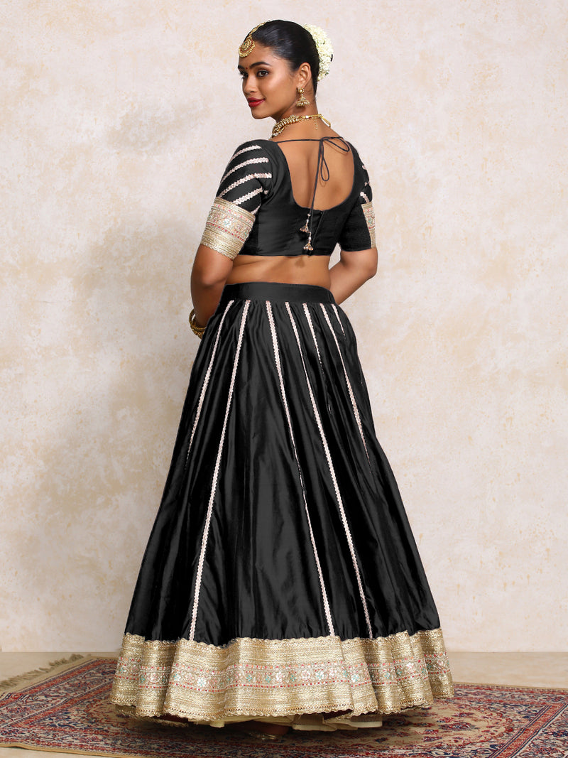 Mahira x Tyohaar | Black Plain Chandheri FlareFit™ Lehenga Set with Dupatta-Binks