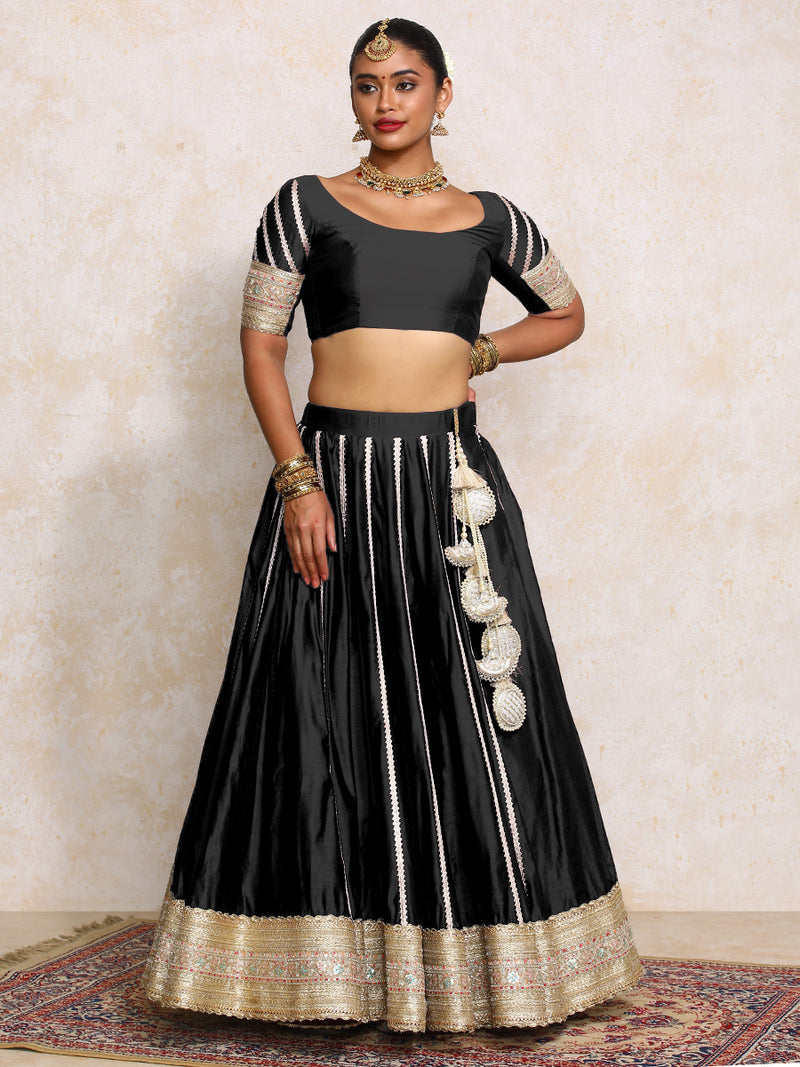 Mahira x Tyohaar | Black Plain Chandheri FlareFit™ Lehenga Set with Dupatta-Binks