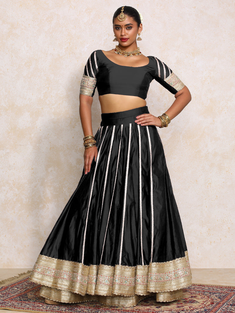 Mahira x Tyohaar | Black Plain Chandheri FlareFit™ Lehenga Set with Dupatta-Binks
