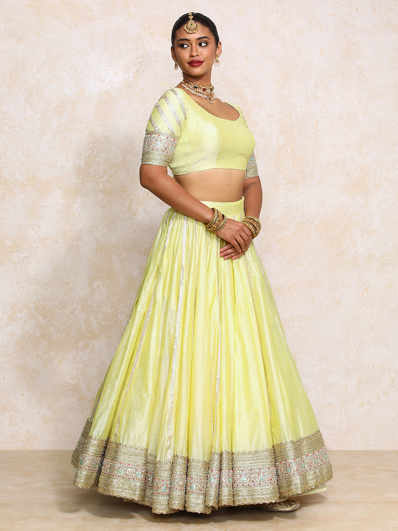 Mahira x Tyohaar | Lemon Yellow Plain Chandheri FlareFit™ Lehenga Set with Dupatta-Binks