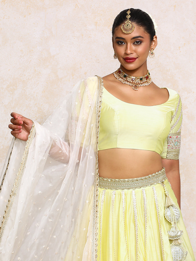 Mahira x Tyohaar | Lemon Yellow Plain Chandheri FlareFit™ Lehenga Set with Dupatta-Binks