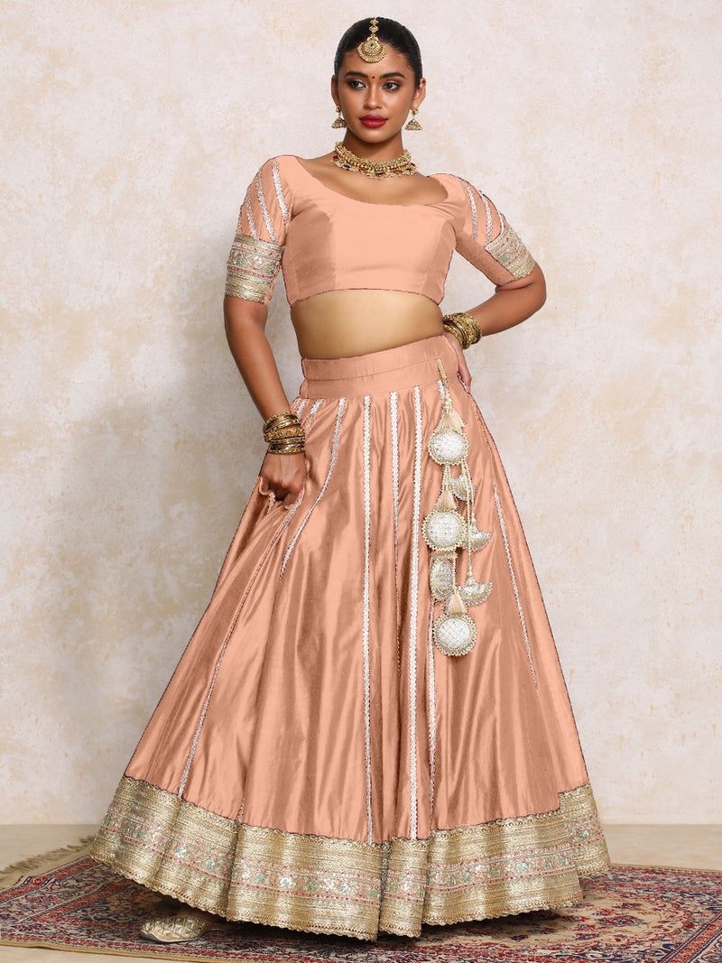 Mahira x Tyohaar | Peach Plain Chandheri FlareFit™ Lehenga Set with Dupatta-Binks