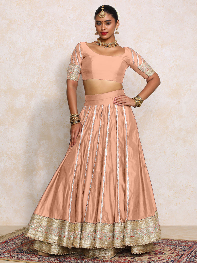 Mahira x Tyohaar | Peach Plain Chandheri FlareFit™ Lehenga Set with Dupatta-Binks