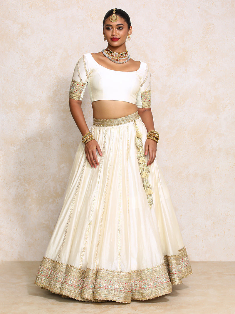 Mahira x Tyohaar | White Plain Chandheri FlareFit™ Lehenga Set with Dupatta-Binks