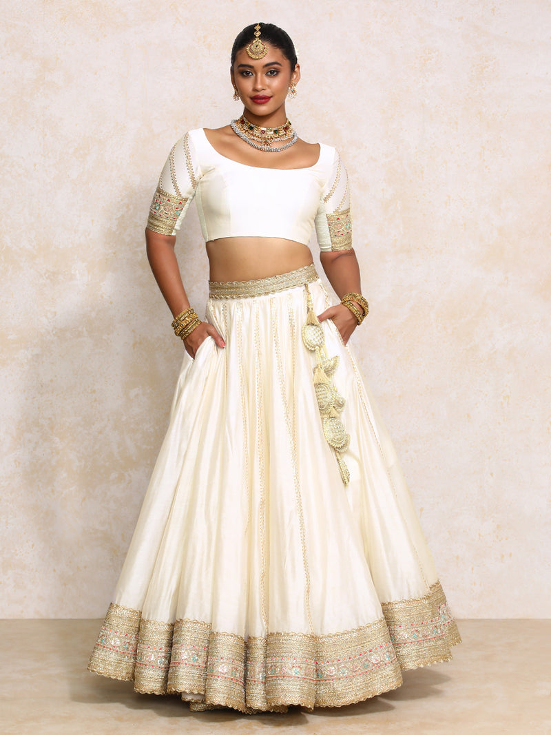 Mahira x Tyohaar | White Plain Chandheri FlareFit™ Lehenga Set with Dupatta-Binks