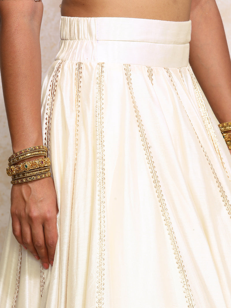 Mahira x Tyohaar | White Plain Chandheri FlareFit™ Lehenga Set with Dupatta-Binks
