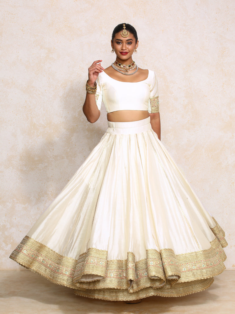 Mahira x Tyohaar | White Plain Chandheri FlareFit™ Lehenga Set with Dupatta-Binks