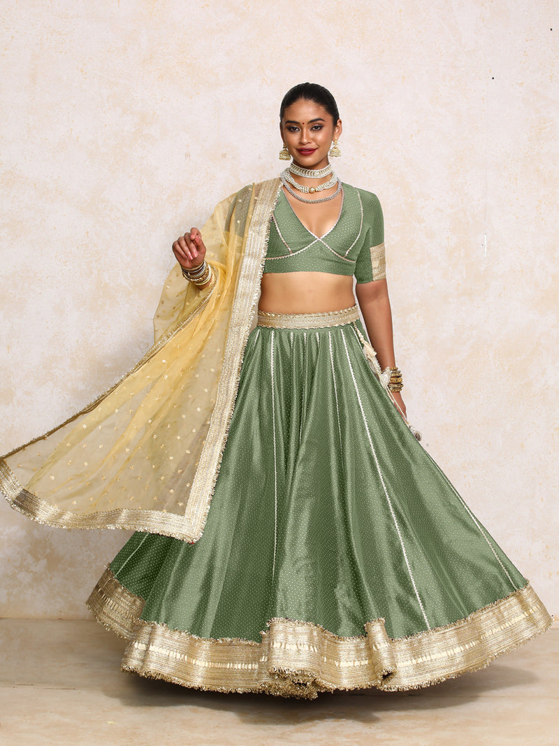 Mehreen x Tyohaar | Green Foil Chandheri FlareFit™ Lehenga Set with Dupatta-Binks