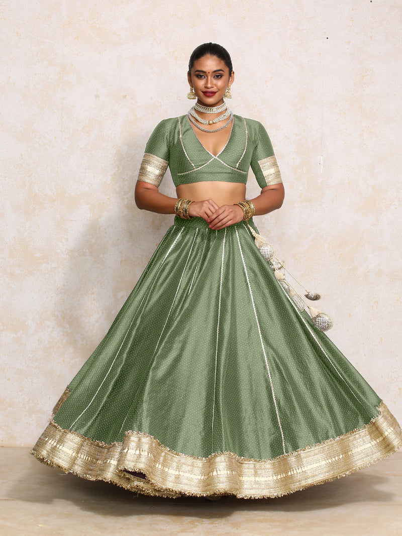 Mehreen x Tyohaar | Green Foil Chandheri FlareFit™ Lehenga Set with Dupatta-Binks