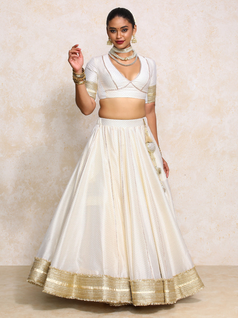 Mehreen x Tyohaar | White Foil Chandheri FlareFit™ Lehenga Set with Dupatta-Binks